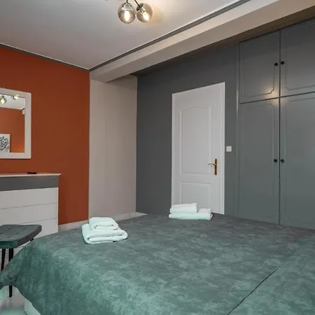 Vasiliki Loft